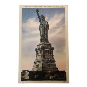 Vintage Post Card 1930s Statue of Liberty New York City